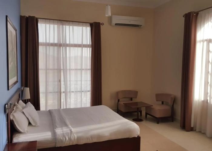 Al Ayjah Plaza Hotel