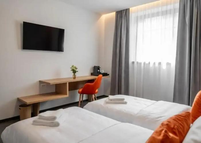 No Pardon Hotel
