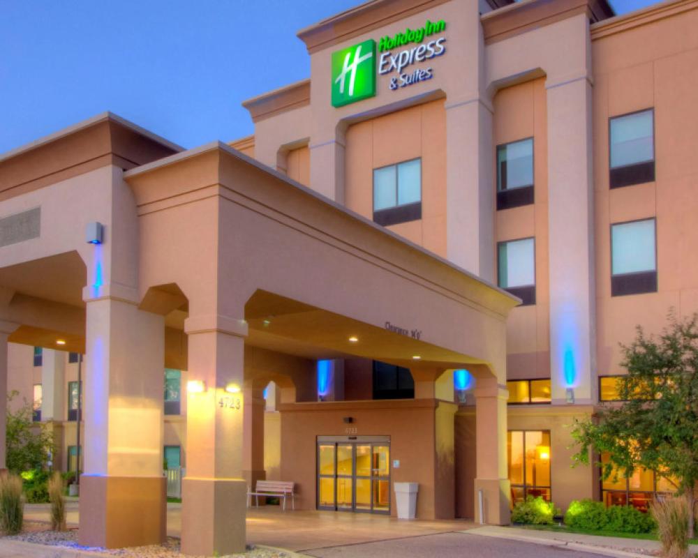 Holiday Inn Express & Suites Sioux City - Southern Hills by IHG