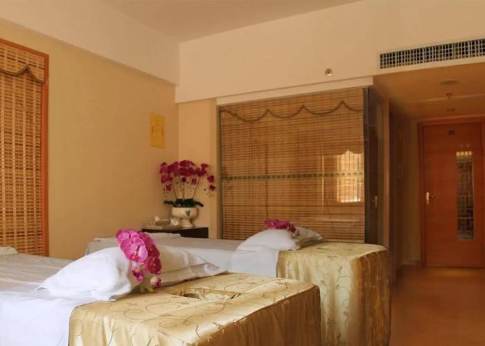Garden Hotel
