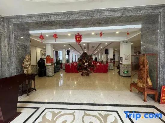 Junhua Hotel (Shantou University Road Branch)
