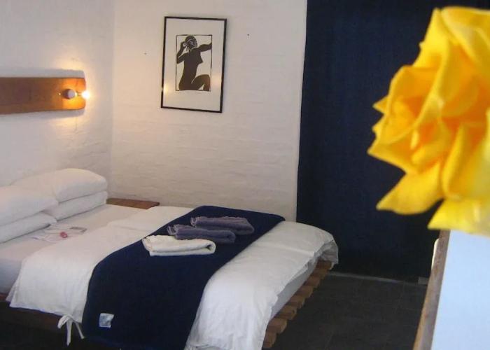 Alternative Space B & B
