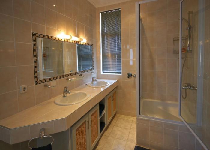 Chala Kigi Self Catering
