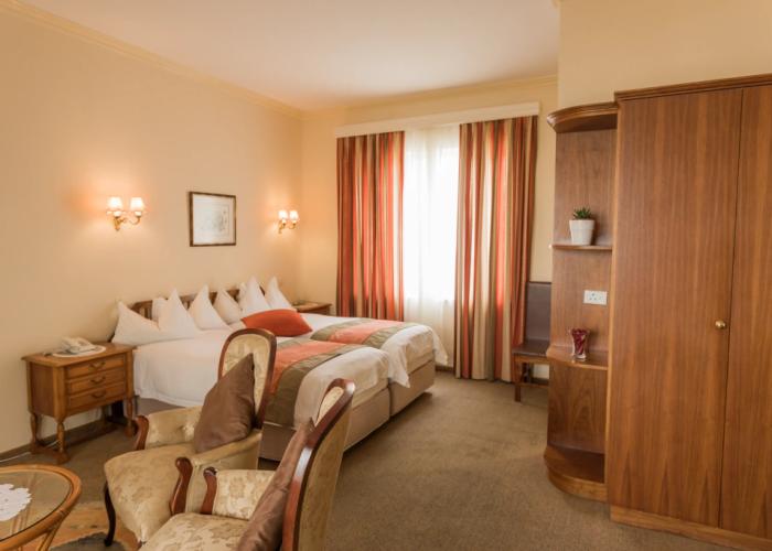 Hansa Hotel