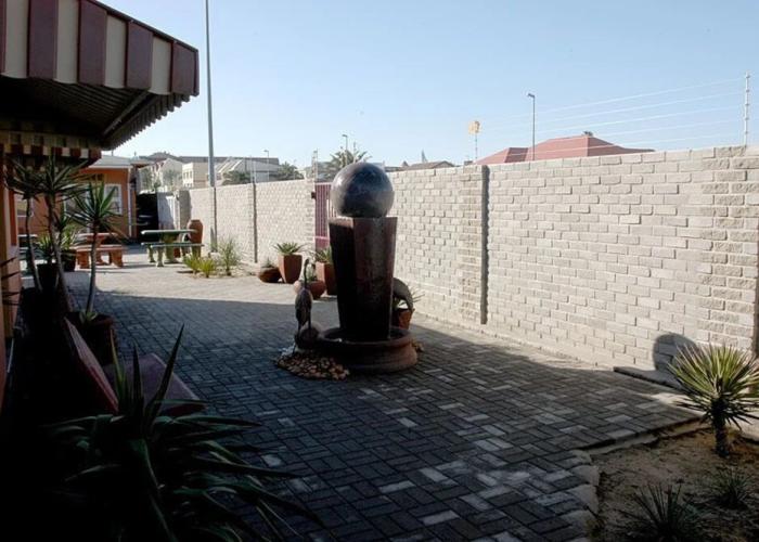 Bushbabies Inn
