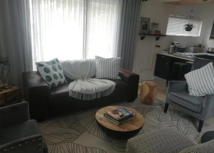 Waterfront Estate Self Catering F10