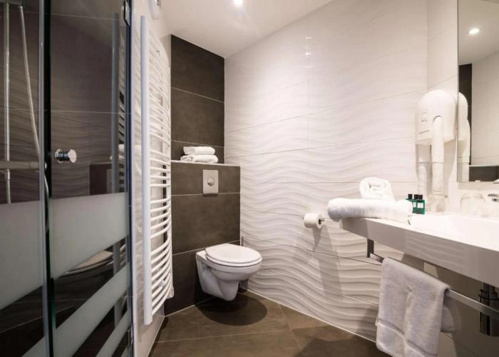 Brit Hotel Lodge