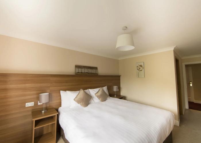 Riverside Hotel