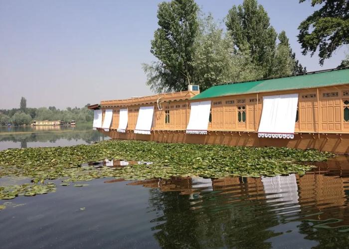 New York Houseboat