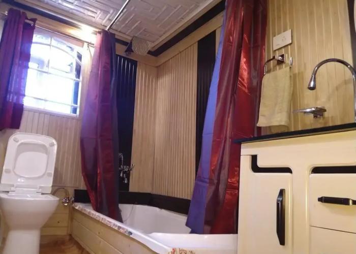Akbar Group Of Heritage Houseboats