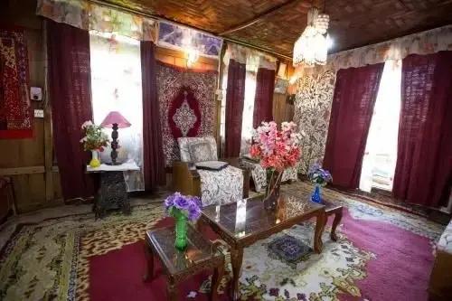 Persian Group of Houseboats