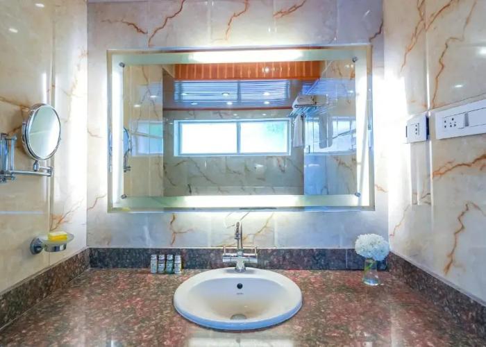 Hotel Mirage