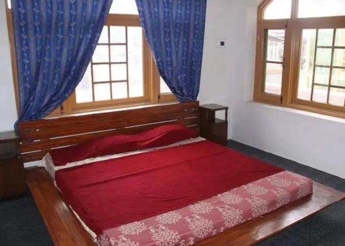 Hotel K.S PALACE (Kashmir)