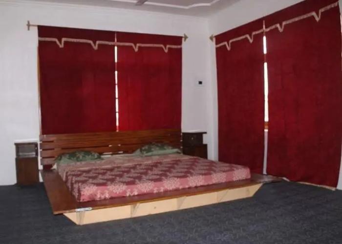Hotel K.S PALACE (Kashmir)
