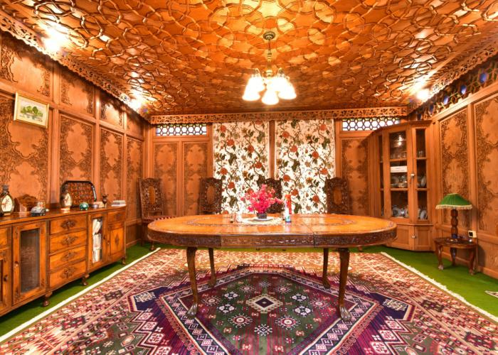 Wangnoo Worth Houseboats Hotel