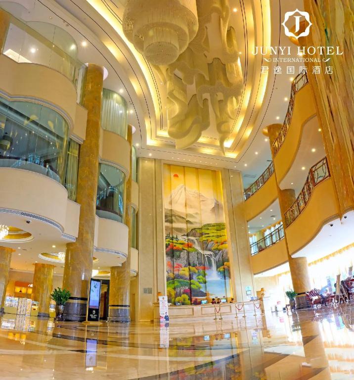 фото Junyi Hotel