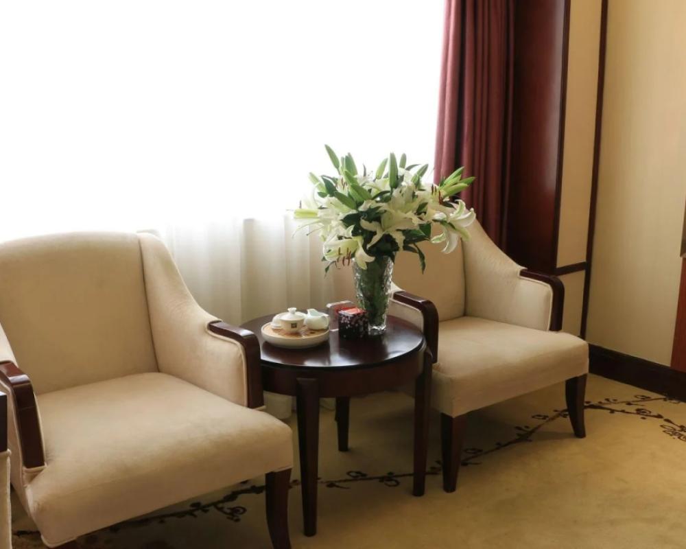 фото Junyi Hotel