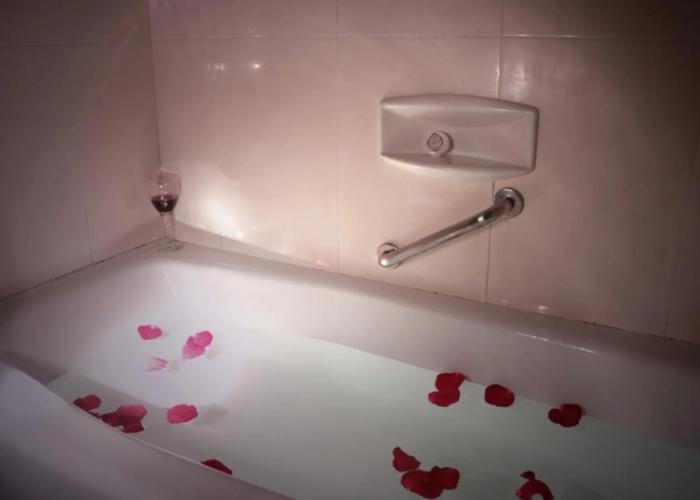 Junyi Hotel