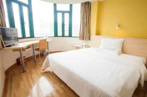 7 Days Premium Shenzhen Chegongmiao
