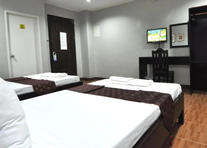 Harbour Gardens Tourist Inn