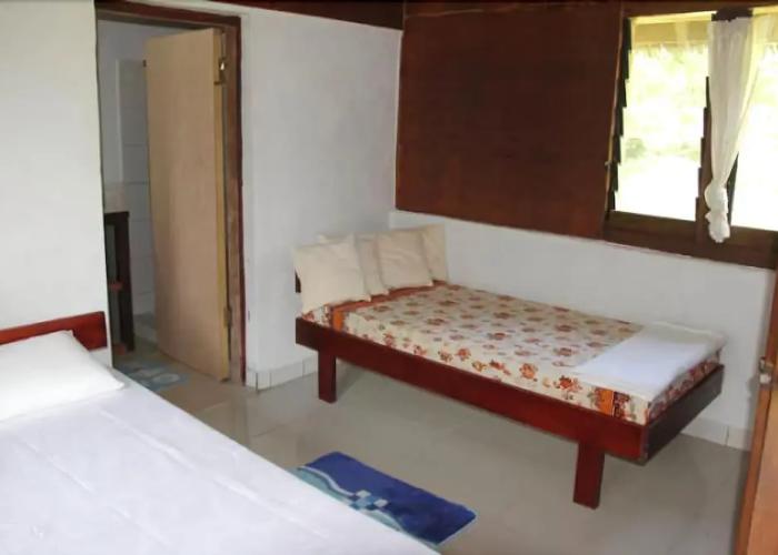 Alofa Beach Bungalows