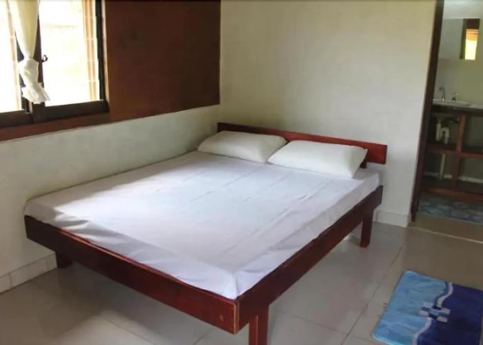 Alofa Beach Bungalows