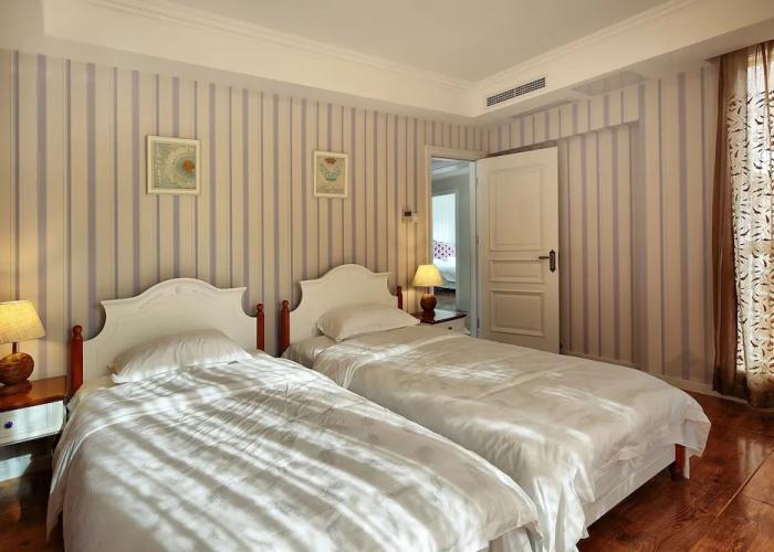 Qingdao Oceanside Hotel & Resort