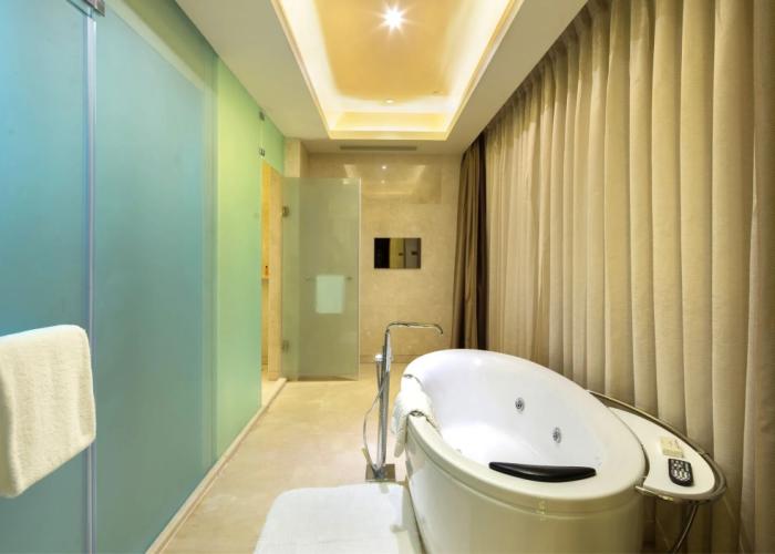 Hilton Qingdao Golden Beach