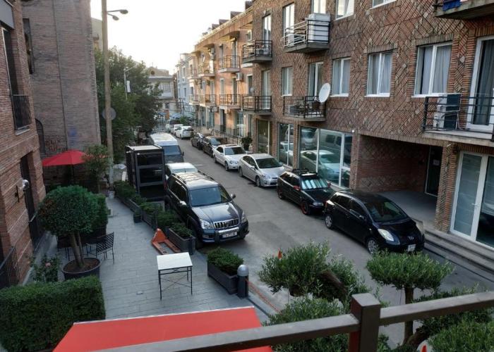 Lions Avlabari Hotel