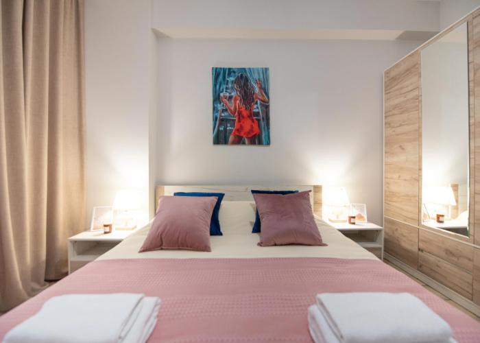 V Khoroshem Komplekse s Posudomoykoy Apartments