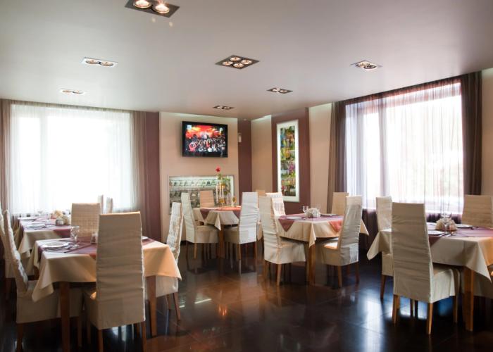 Slavyanskaya Hotel
