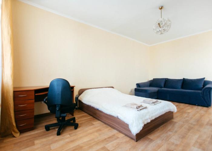 PrezentHaus na Karla Marksa 175k3 k19 Flat