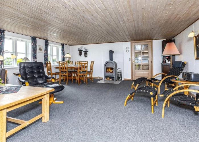 6 Person Holiday Home in Thisted-by Traum