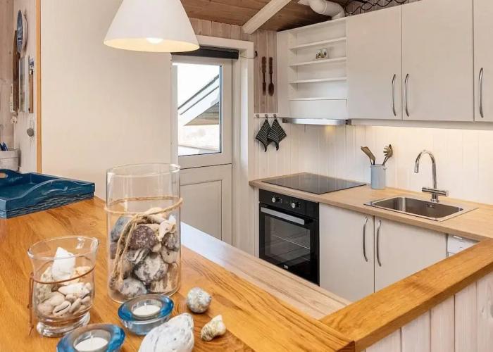 6 Person Holiday Home in Thisted