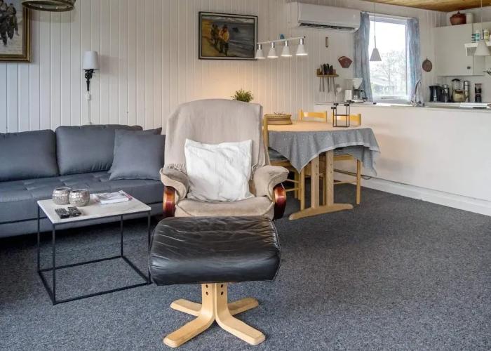 6 Person Holiday Home in Thisted