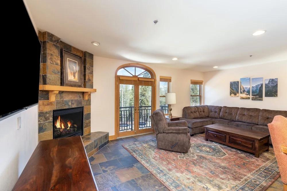 Bear Creek Lodge 208a 1 Bedroom Condo by Alpine Lodging Telluride