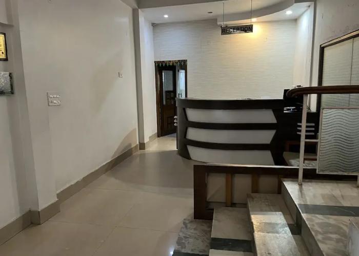 Hotel YSM Grand