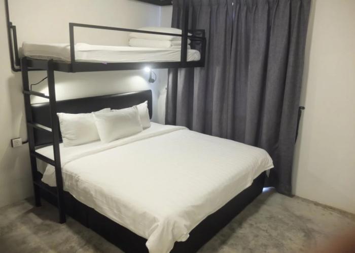 Suite 18 Boutique Hotel - Hostel