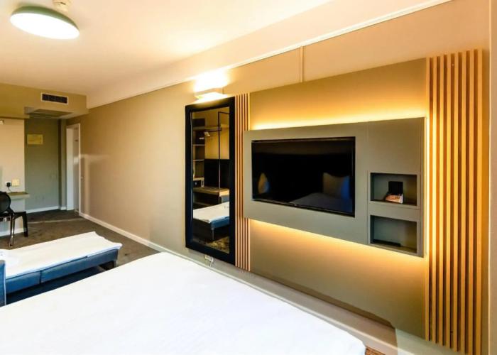Business Hotel Conference Center & Spa