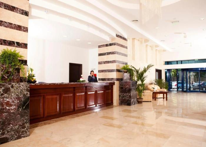 Grand Hotel