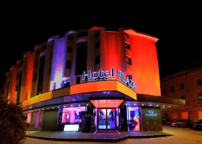 Plaza V Executive Hotel