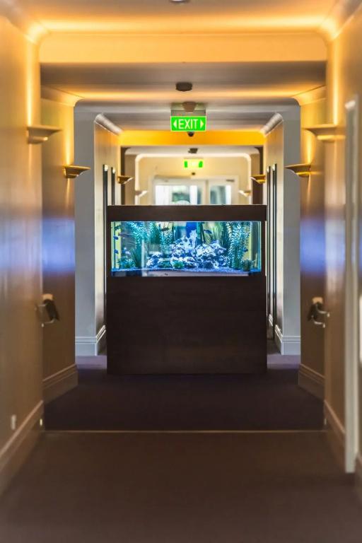 фото Century Inn