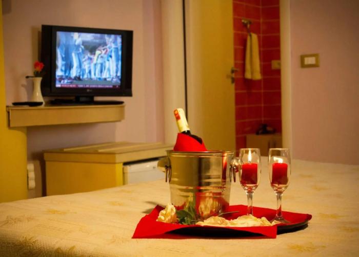 Theranda Hotel