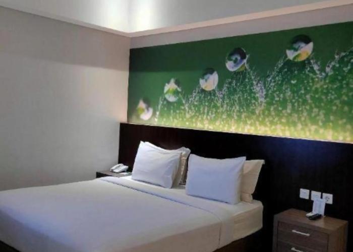 Emerald Hotel