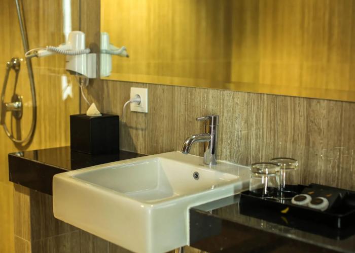 Grand Mozza Hotel Timika by Amithya
