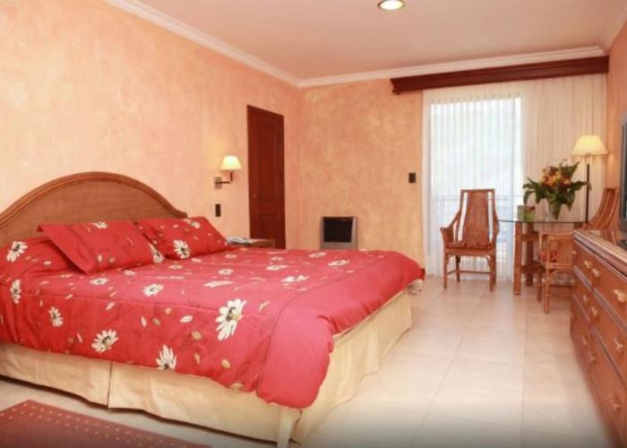 Los Parrales Resort Hotel