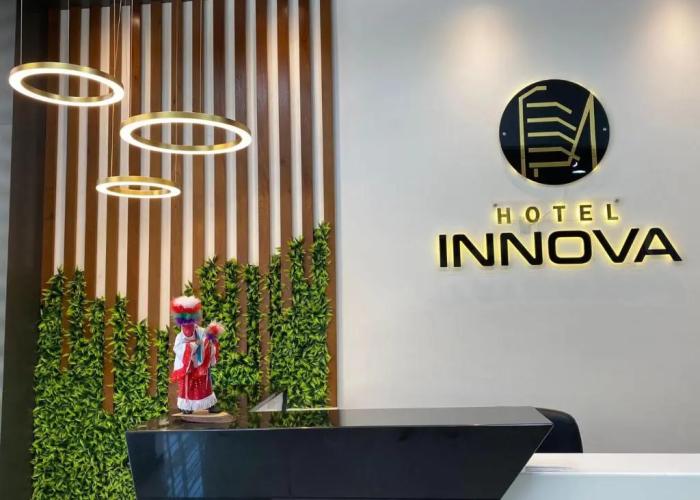 Hotel Innova