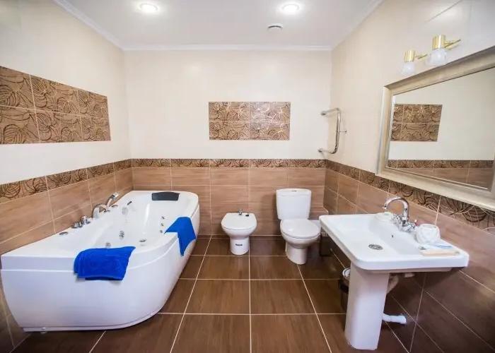 Globus Hotel