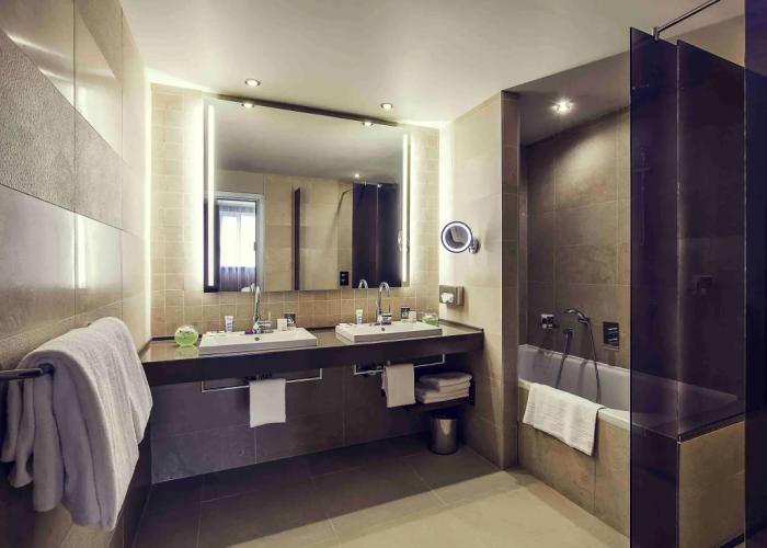 Mercure Tyumen' Tsentr Hotel
