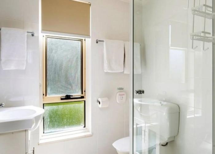 Glenelg Holiday Apartments